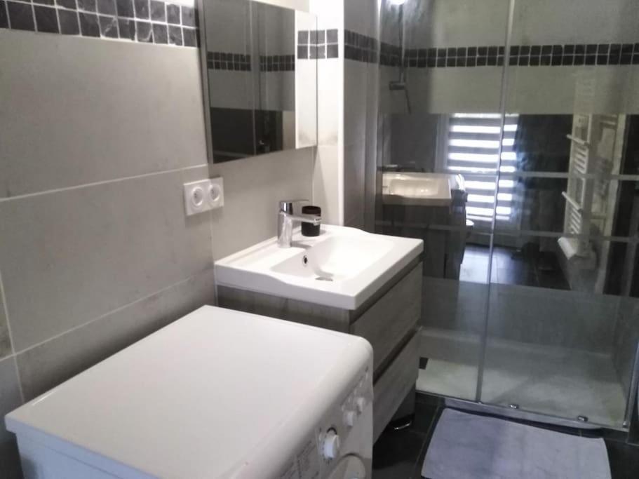 Detente - Appartement Et Poutres Apparentes Béziers Exteriér fotografie